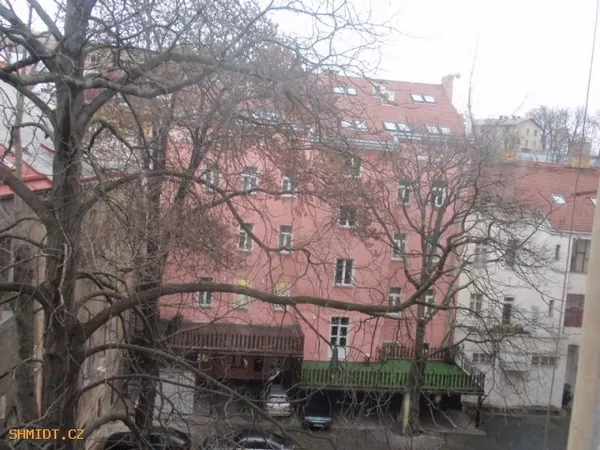 Выгодная инвестиция-многоквартирный дом в Праге 2