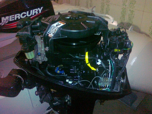Продается подвесной двухтактный  мотор MERCURY 15M. 4